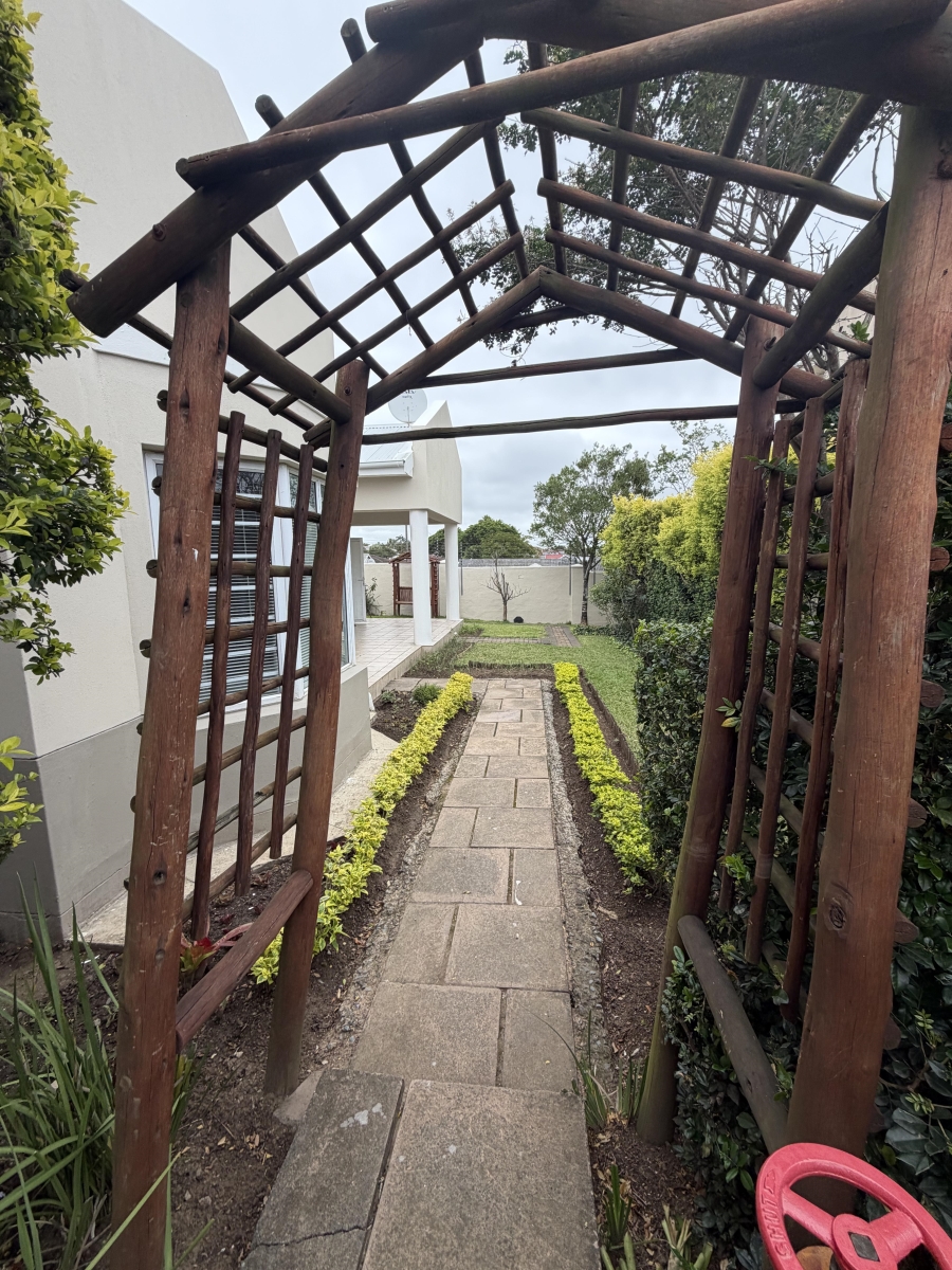 3 Bedroom Property for Sale in Beacon Bay Eastern Cape